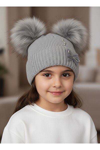 gigigiyim قبعة محبوكة للفتيات مع تفاصيل اللؤلؤ وكرات البومبون المزدوجة