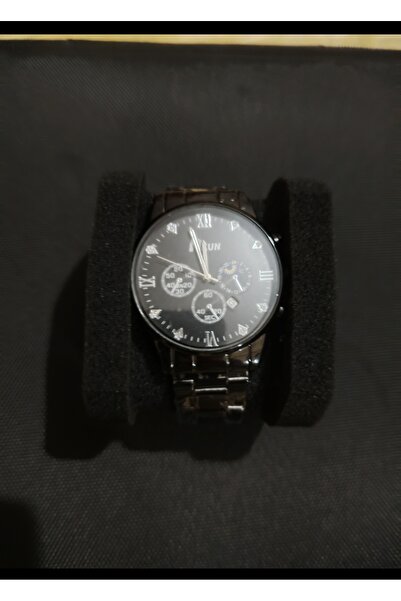 piratikcozumshop Men's Watch Hkun Wants to Add Nobility to Time with Its Classic Quartz Movement.