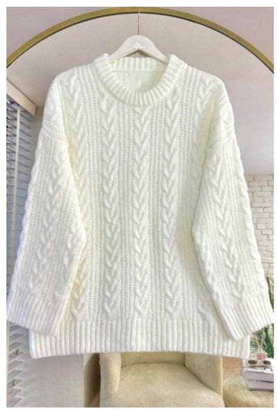 GÜLSEVEN هذا المظهر الذي نشكله باللونين الأسود والرمادي، هو اختيار النساء الع...