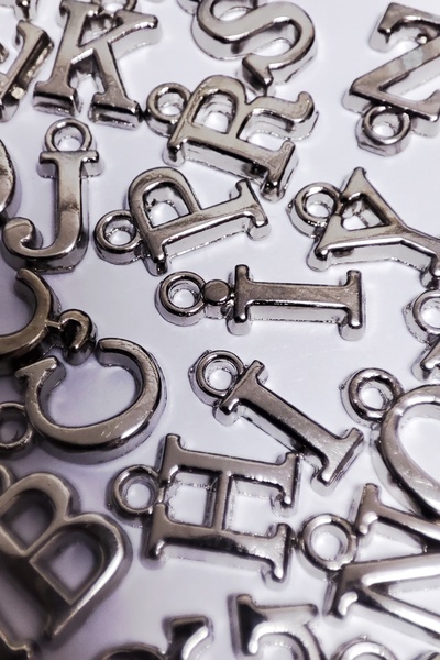 ŞAHBEY TESBİH Kişiye Özel Kararmaz Metal Harf ** 2 ADET ** Tesbih Bileklik Ko...