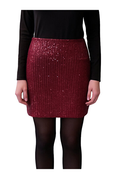 Qualia Butik Women's Red Sequined Mini Skirt