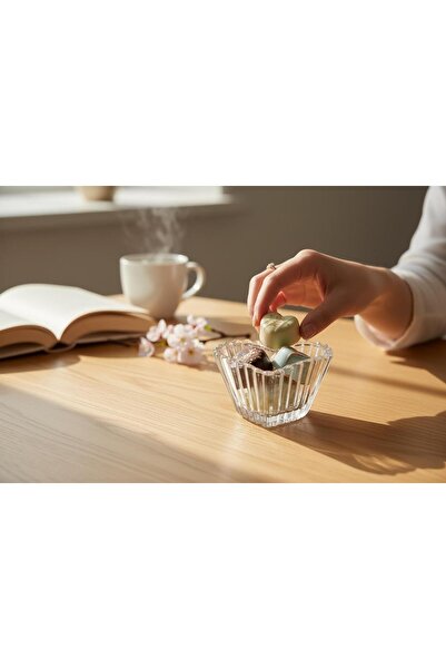 YANPA TİCARET 6-Piece Heart-Shaped Glass Turkish Delight Bowl