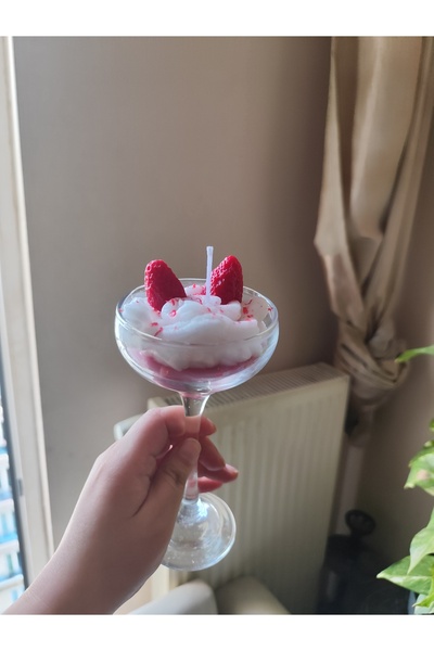 Chemistrycandle Çilekli kadeh mum