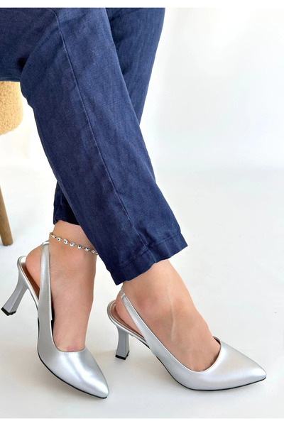 ZENGEZUR MALL Nrzsnt Feey Silver Skin Heeled Shoes (00112) (Size: 39)