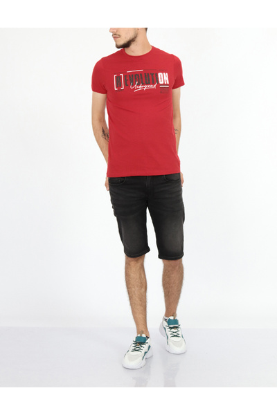 Evendi Tricou, Rosu