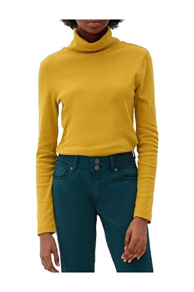 Evendi Bluza, Mustar