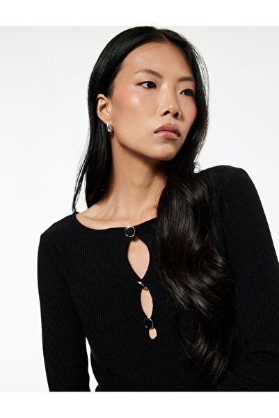 Koton Long Sleeve Round Neck Accessory Window Detail Knitwear Sweater