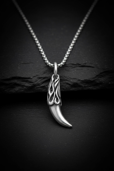 Alooya Kurt Dişi Gümüş Kaplama Örme Zincir Kolye