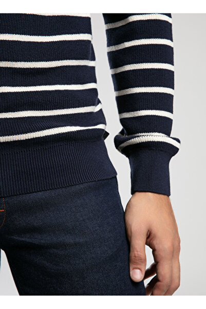 Lee Cooper Round Neck Regular Fit Navy Blue Men's Sweater 261 Lcm 241020 Baldwin Navy Blue-Ekr