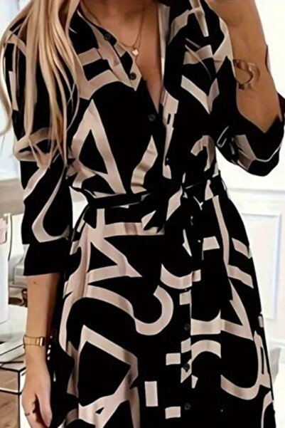 Mossta Μακρύ φόρεμα με μονόχρωμο μπλουζάκι με κουμπιά μπροστά - Μαύρο