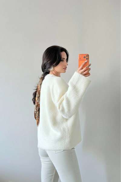 Eka Pulover alb supradimensionat pentru femei 1014-2341