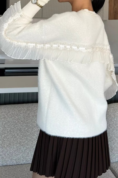 Safgiyim44 Women's Brooch Detailed Angora Knitwear Jacket with Scalloped Back