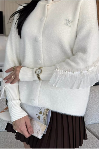 Safgiyim44 Women's Brooch Detailed Angora Knitwear Jacket with Scalloped Back