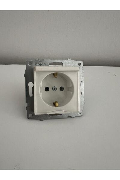 genel tedarik-tse Ovivo Child Proof Socket White