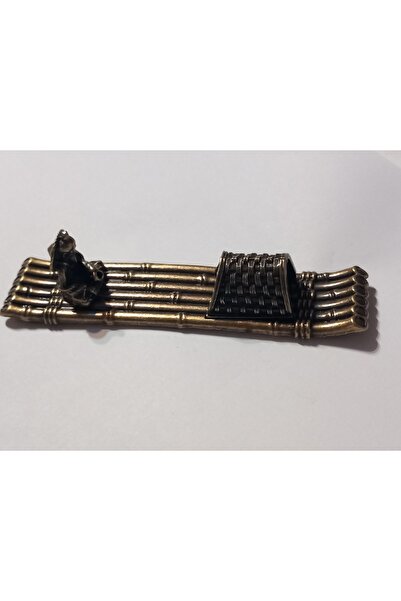 Fashion Johny Suport pentru tămâie în formă de barcă cu accente aurii