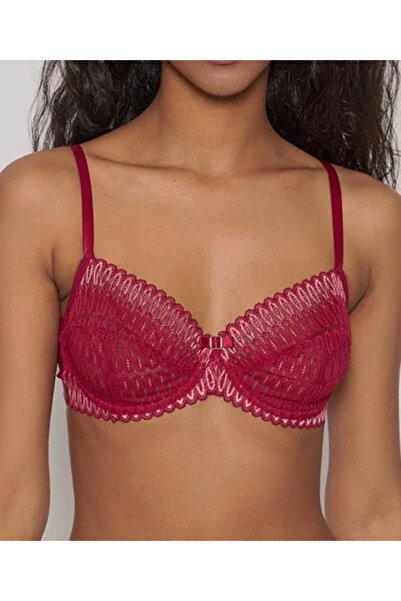 Triumph Sutien, Magenta