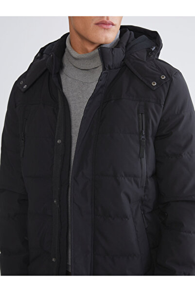 LC Waikiki Ανδρικό παλτό Classic Black Standard Fit με κουκούλα