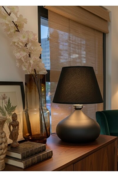 CHEMDLE Minimalist Mat Siyah Masa Lambası – Dekoratif Metal Abajur