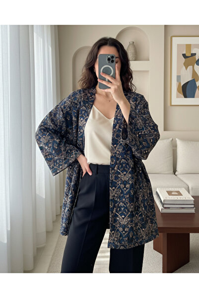 MissRunin Beli Bağlamalı Cepli Desenli Astarlı Kapitone Kimono