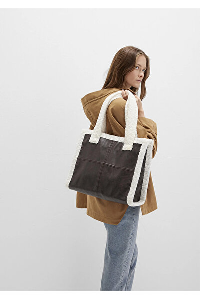 Mavi Τσάντα Sherpa με λεπτομέρειες από συνθετικό δέρμα καφέ 1911682-70221