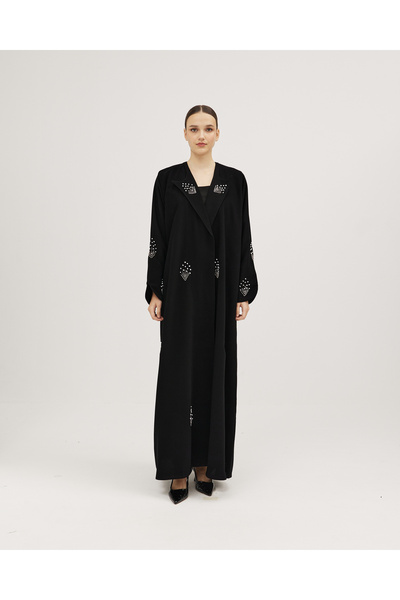 SOROSE SA عباية كريب ملكي سوداء نص كلوش بتطريز خيوط وشك أبيض