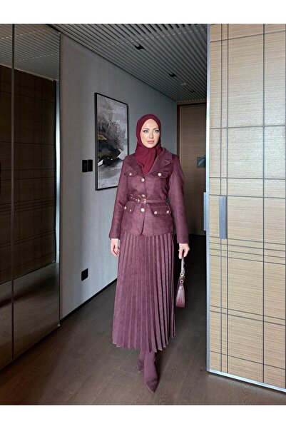 QASHE Suede Skirt Two-Piece Set