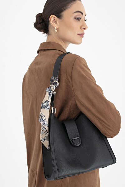 Matthew Cox Sç Byn2419 Handle Bag Black