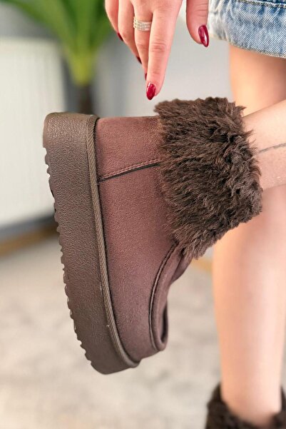 asmi shoes Γυναικείες μπότες με φερμουάρ Impera καφέ σουέντ με πάχος 4 εκατοστών με κοντή σόλα