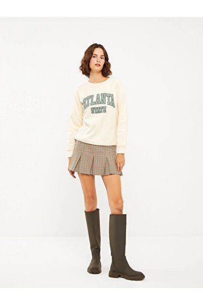 LC Waikiki سويت شيرت نسائي سميك مطبوع برقبة دائرية باللون البيج من LCW Vision