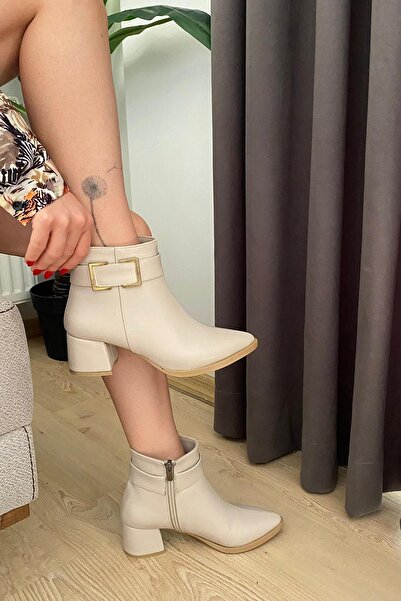 asmi shoes Γυναικείες μπότες York Cream Skin Square Buckle (6 cm) με τακούνι με μυτερή μύτη