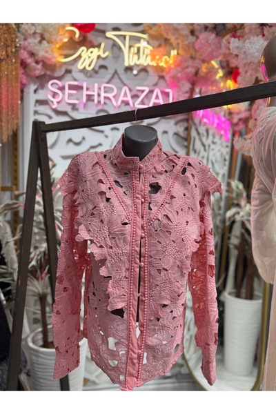 ŞEHRAZAT BUTİK Lace Buttoned Design Shirt