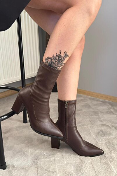 asmi shoes Γυναικείες μπότες Volga καφέ με φερμουάρ 8 εκ. με τακούνι με πάχος 8 εκ.