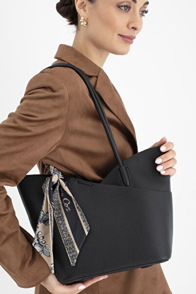 Matthew Cox Sç Byn2416 Handle Bag Black