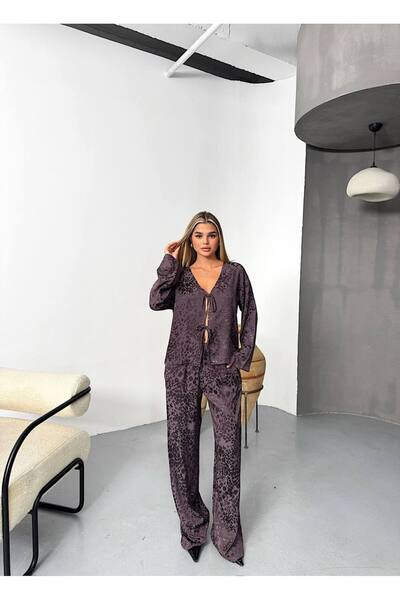 KECHİ WOMAN طقم ساتان منقوش بنمط الفهد مع أربطة