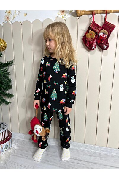 YİGİT BUTİK New Year's Themed Girls' Pajama Set