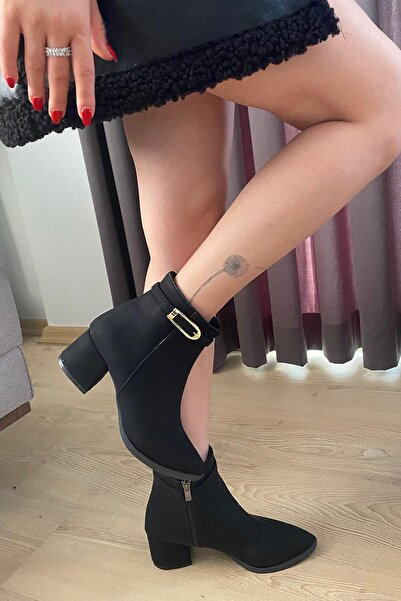 asmi shoes حذاء يورك نسائي أسود زمردي بإبزيم رفيع (6 سم) بكعب مدبب