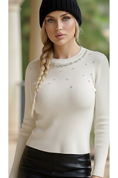 bohostyle Stretch Knit Sweater with Glitter Details