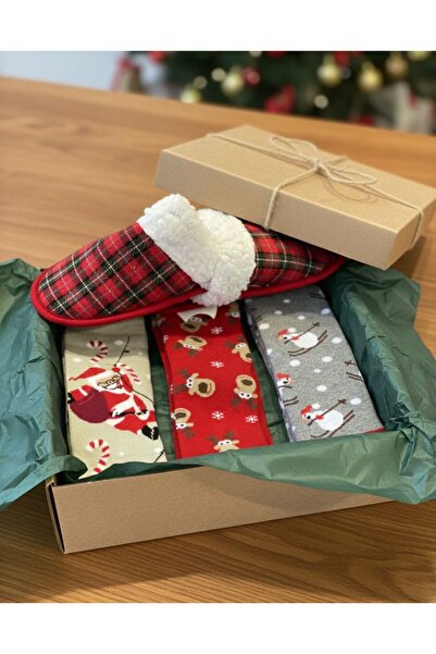 Lesia Yılbaşı Temalı Çorap ve Terlik Seti Hediyelik Kutulu