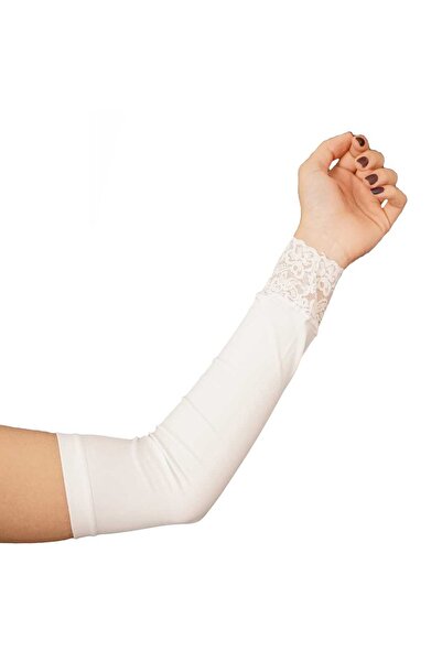 Silvy How many Lycra lace abayas does Selfie 5?