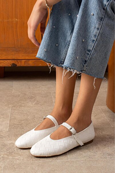 dabab shoes Lévana Women's White Knitted Textured Buckle Round Toe Mary Jane Ballet Flat Shoes