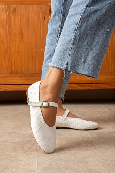 dabab shoes Lévana Women's White Knitted Textured Buckle Round Toe Mary Jane Ballet Flat Shoes