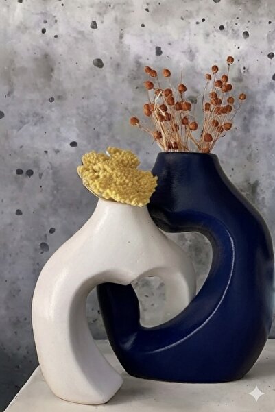 LİSYANTUS HOME Sevgili Kalpli Vazo 2’li Lacivert/Beyaz Dekoratif Parlak Vazo