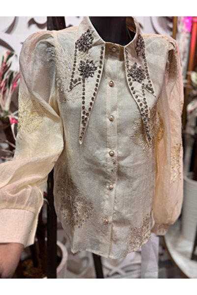 ŞEHRAZAT BUTİK Stylish Shirt with Stone Detail on the Collar