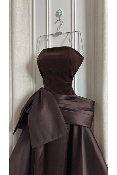 Al-Hanouf Fashion Evening dress with a bow