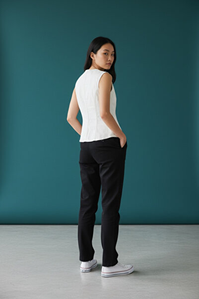 Peony Boutique Linen Vest