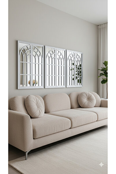Generic Elegant mirror set with a luxurious frame, 97 x 66 cm