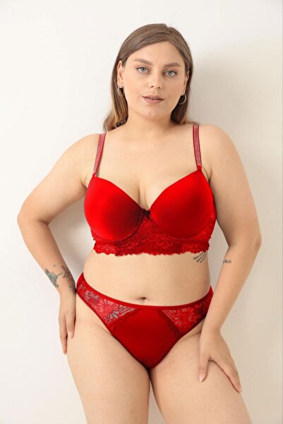 Love Angels Plus Size Lace Detailed Oversized Underwear Set