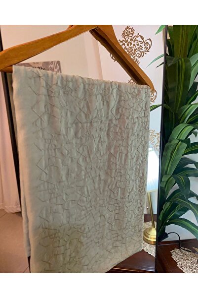 Veil Designer Green voile headscarf with Japanese fabric and full embroidery. Size: 60 * 190