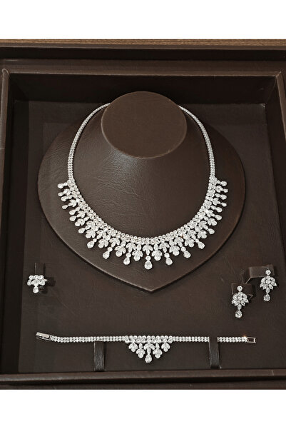 burjalmodah Luxurious jewelry set with a crystal sparkle