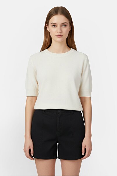 Social Standards Women Solid Basic Shorts, Black